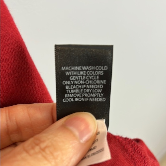 Torrid Elegant Modal Blend Red Women's Top Size 2 - Picture 8 of 10